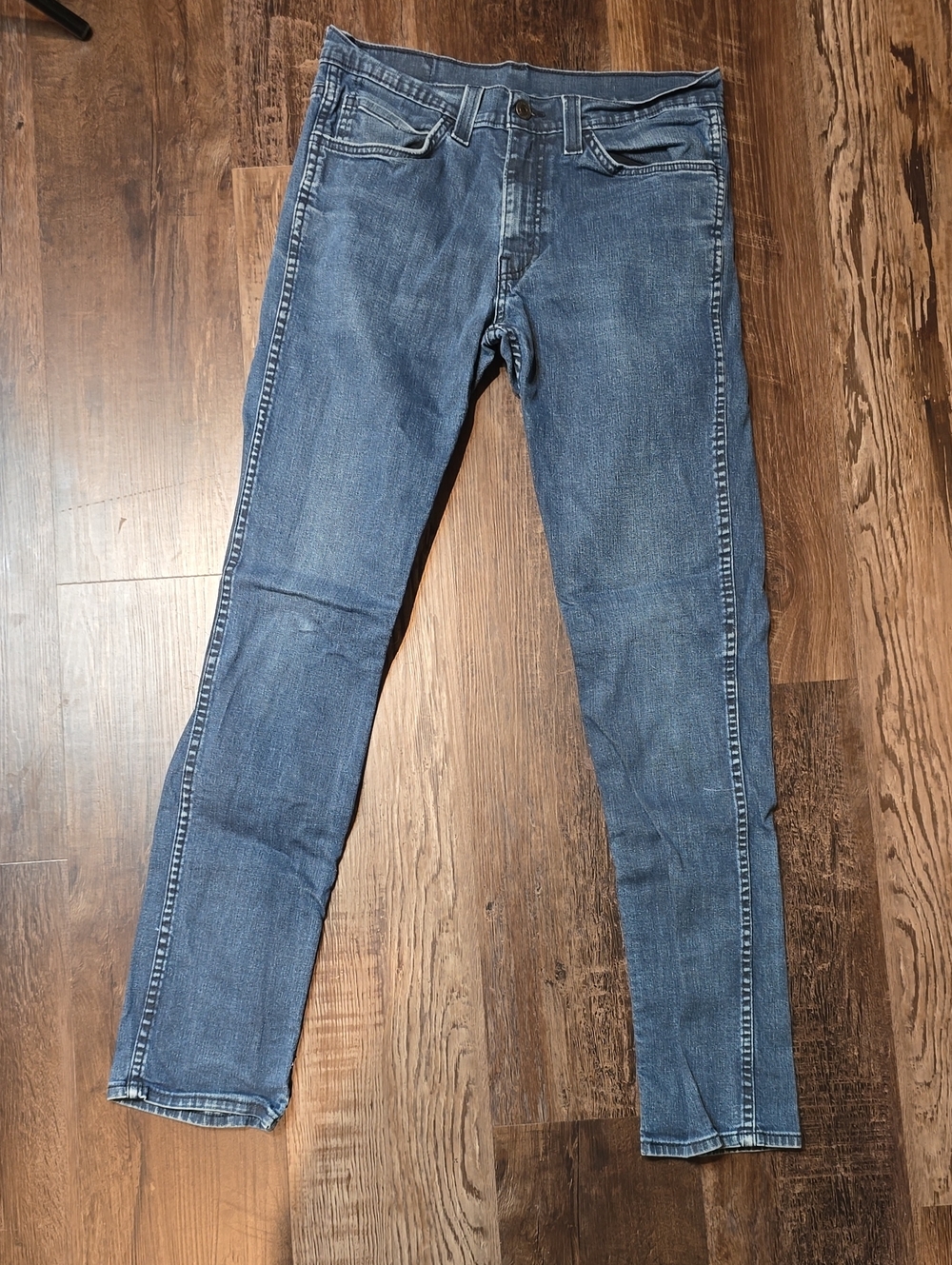 Levi's Slim Straight Jeans in Faded Denim Blue, Black tag 511 jeans 32x34